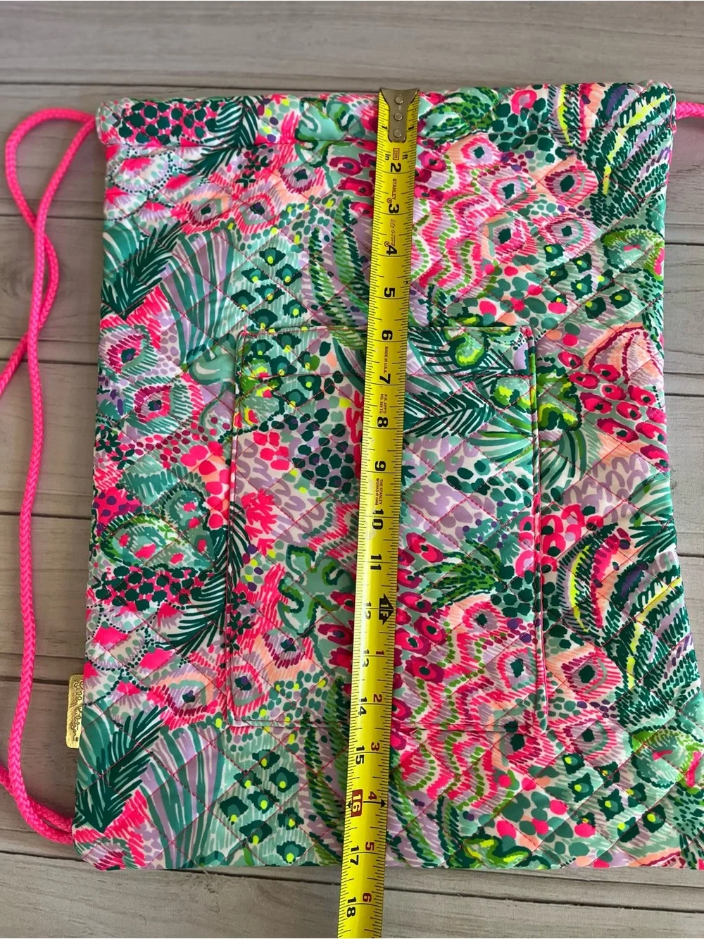 Lilly Pulitzer quilted banana split drawstring vibrant drawstring backpack bag.